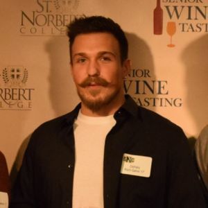 Meet your Posher, Zachary